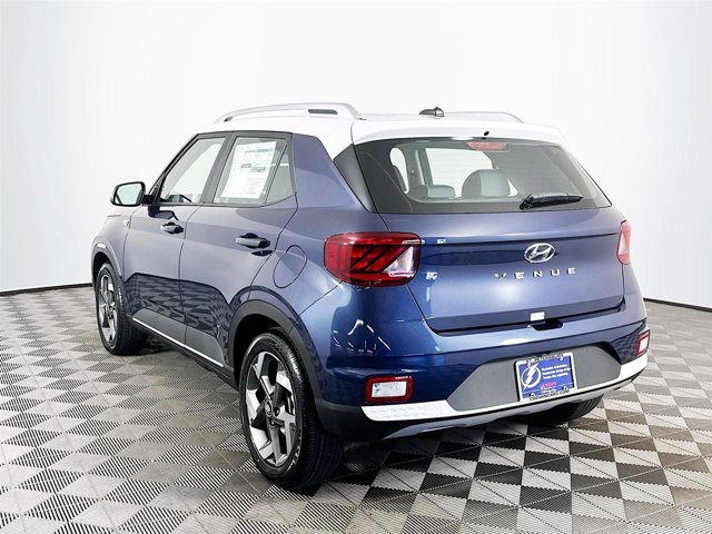 Vehicle image 7 of 31
