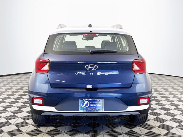 Vehicle image 6 of 31