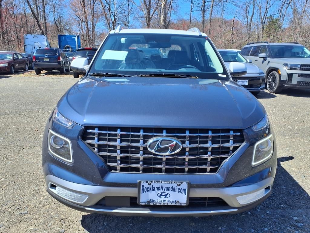 Vehicle image 2 of 16