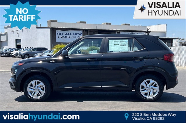 2025 Hyundai Venue SE Image 9 of 32