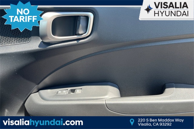 2025 Hyundai Venue SE Image 17 of 32