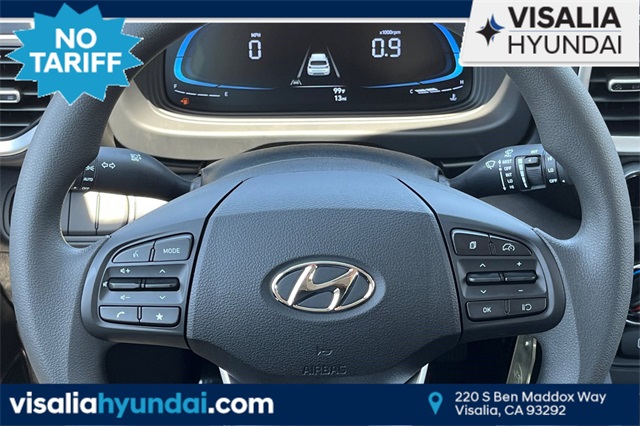 2025 Hyundai Venue SE Image 11 of 32