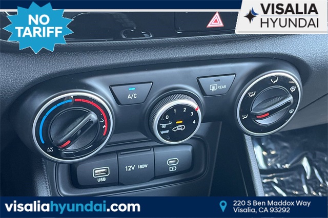 2025 Hyundai Venue SE Image 30 of 32