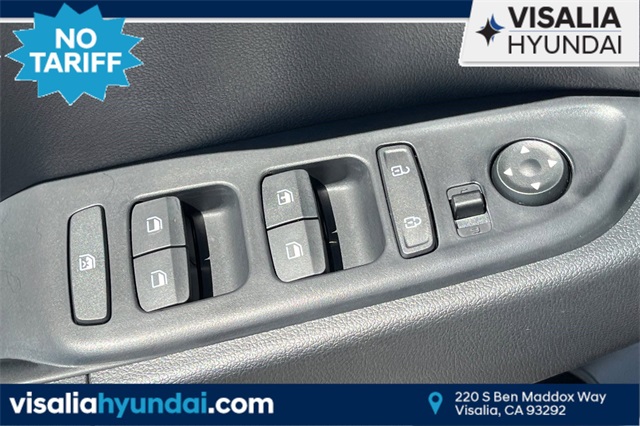 2025 Hyundai Venue SE Image 22 of 32