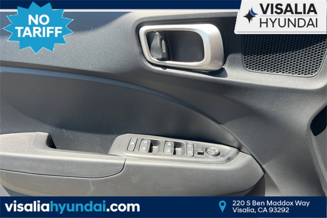 2025 Hyundai Venue SE Image 21 of 32