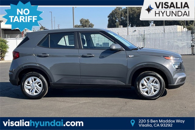 2025 Hyundai Venue SE Image 5 of 33