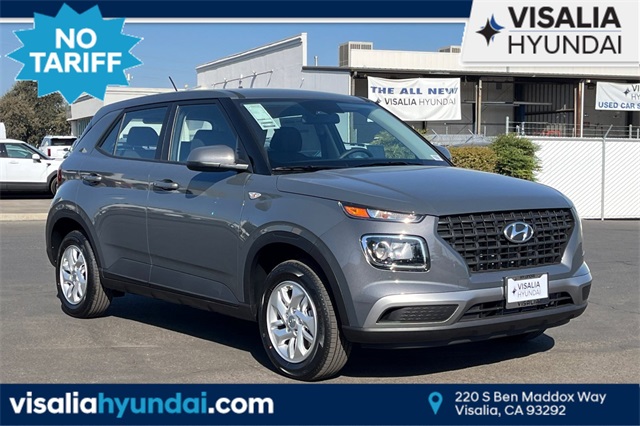 2025 Hyundai Venue SE Image 4 of 33