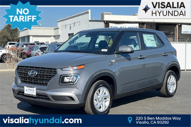 2025 Hyundai Venue SE Image 1 of 33