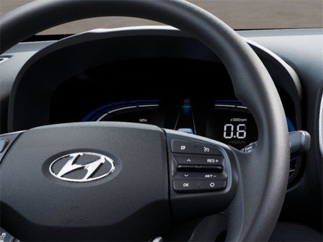 2025 Hyundai Venue SE Image 17 of 17