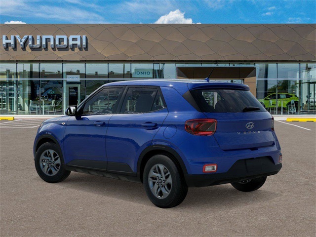 2025 Hyundai Venue SE Image 6 of 17