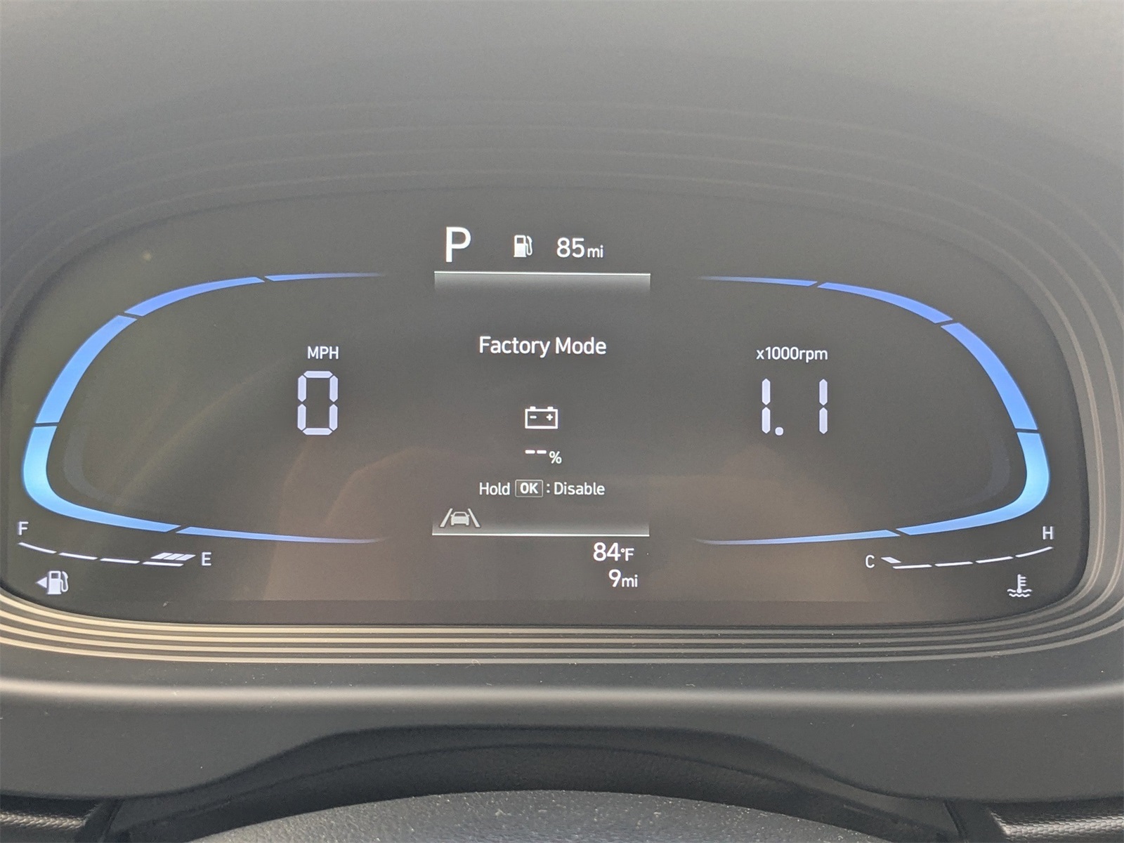 2025 Hyundai Venue SE Image 14 of 36