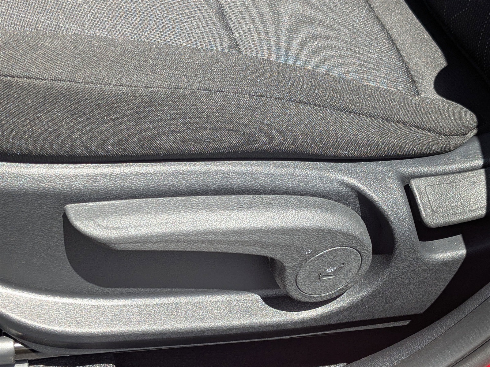 2025 Hyundai Venue SE Image 33 of 36