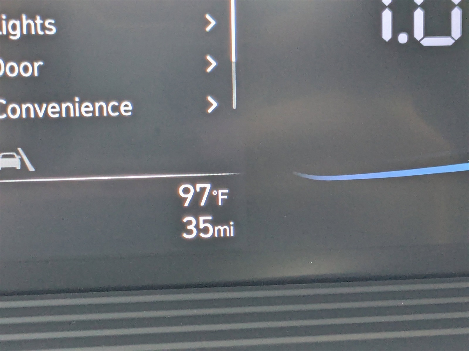 2025 Hyundai Venue SE Image 16 of 37