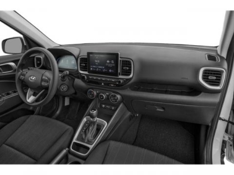 Vehicle image 13 of 15