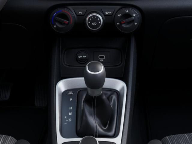 Vehicle image 18 of 19