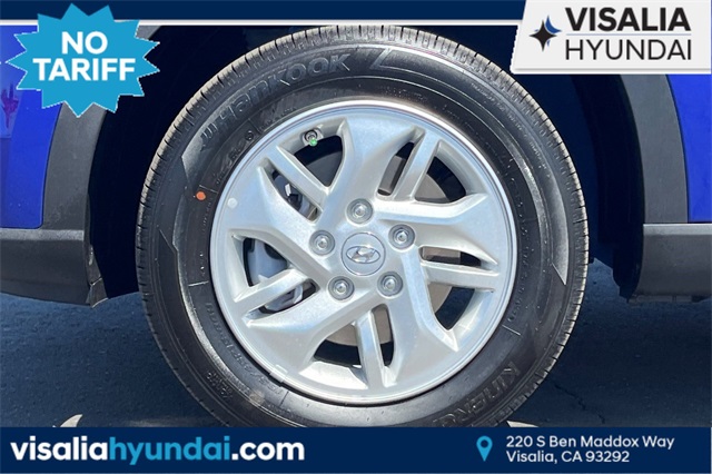 2025 Hyundai Venue SE Image 10 of 32