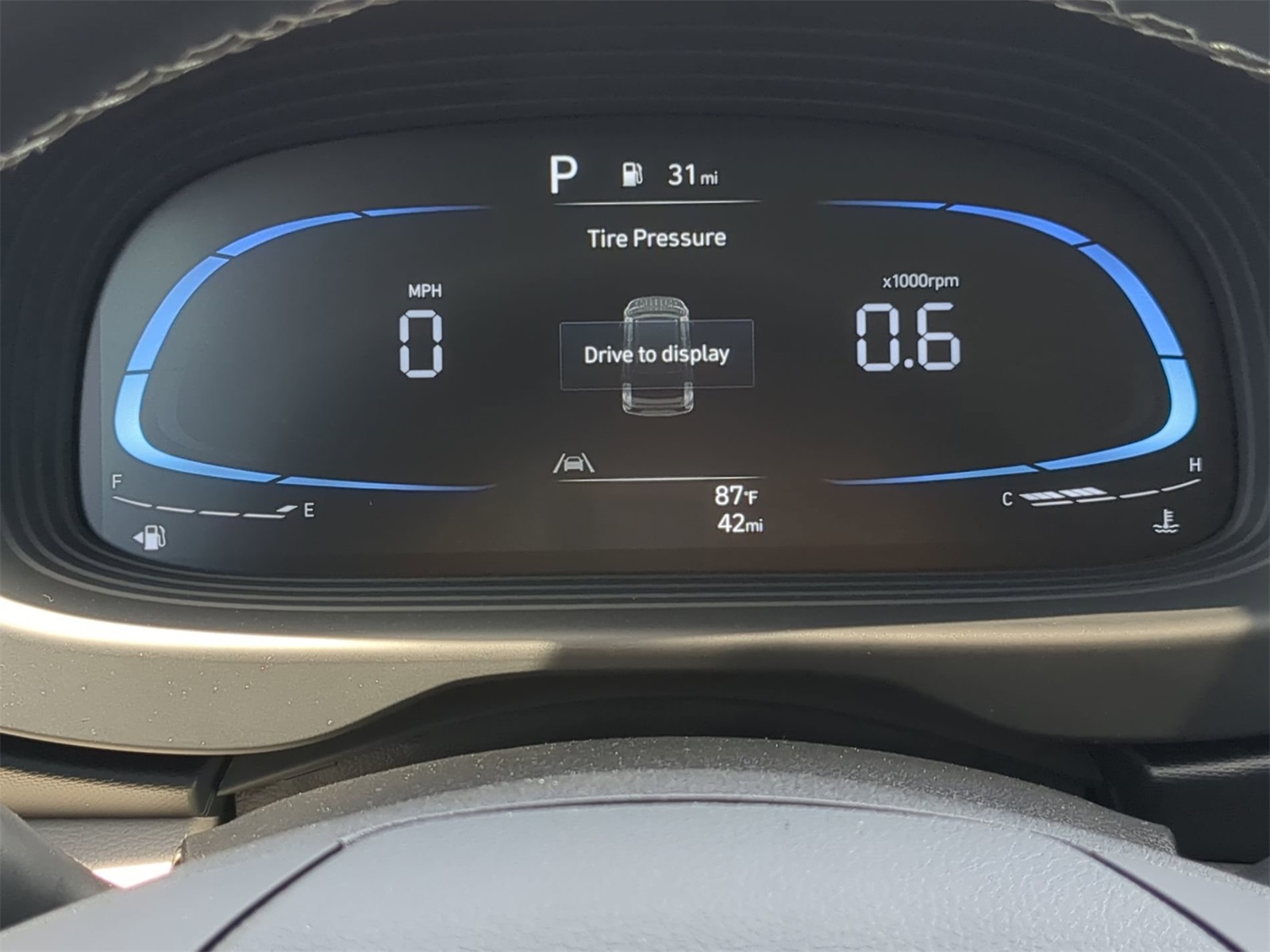 2025 Hyundai Venue SEL Image 36 of 38