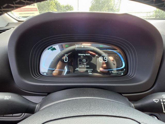 Vehicle image 23 of 46