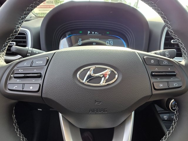 Vehicle image 24 of 46