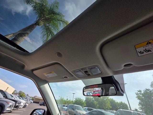 Vehicle image 12 of 46