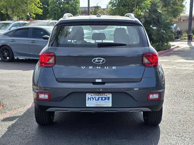 Vehicle image 6 of 46