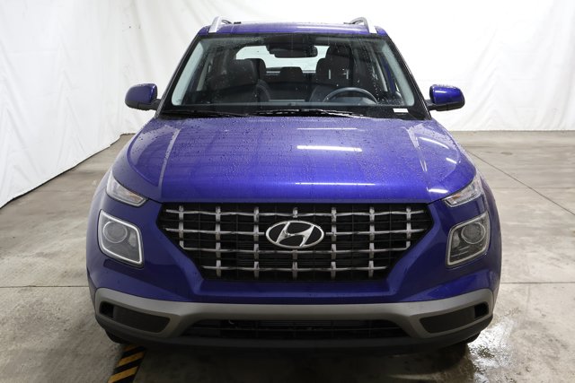 Vehicle image 2 of 31