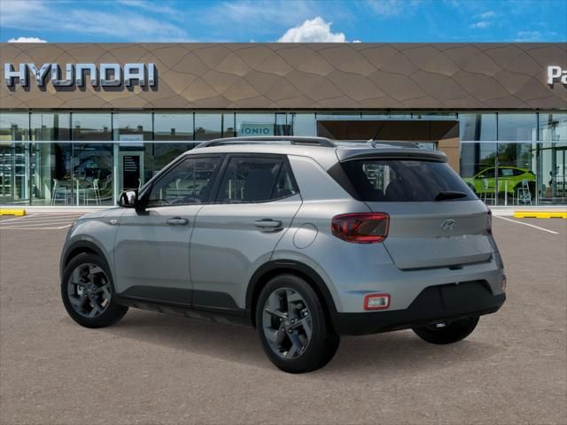 2025 Hyundai Venue SEL Image 6 of 17
