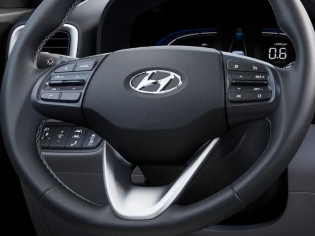 2025 Hyundai Venue SEL Image 16 of 17