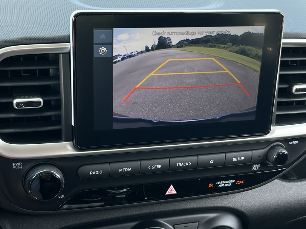 2025 Hyundai Venue SEL Image 10 of 18