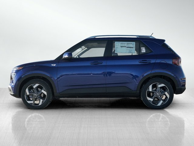 Vehicle image 5 of 24