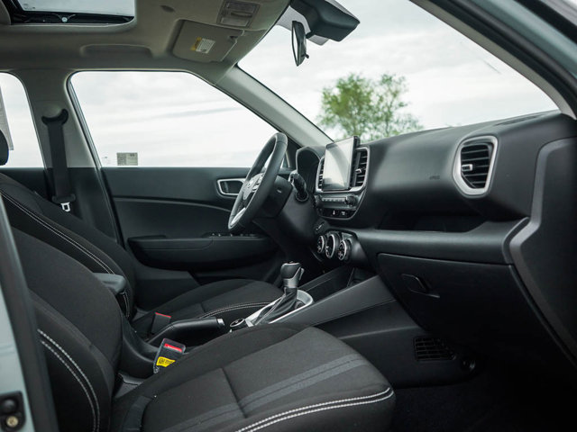 Vehicle image 9 of 24
