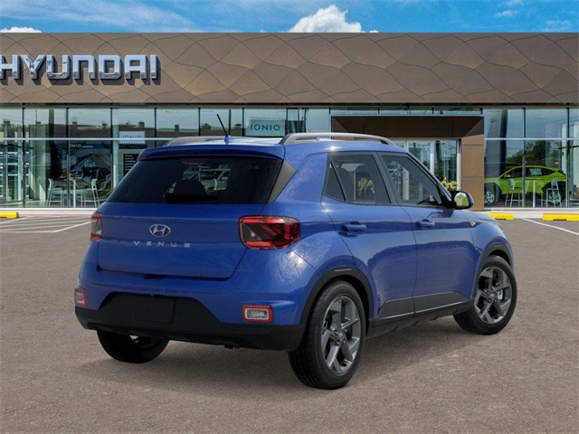 Vehicle image 5 of 17