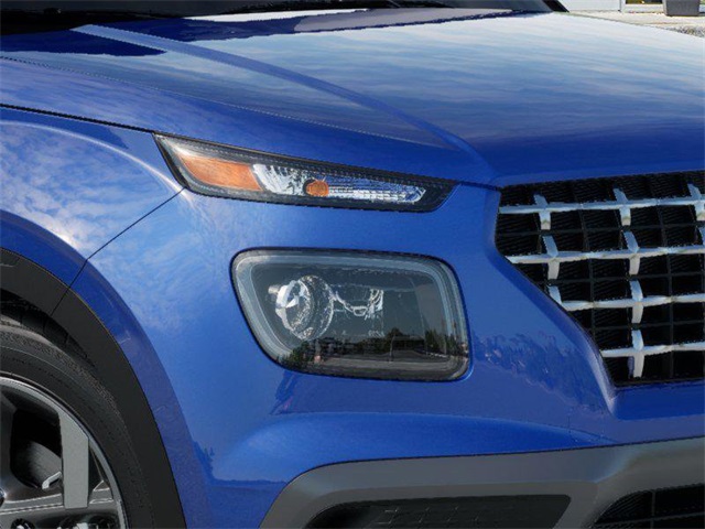 Vehicle image 14 of 17