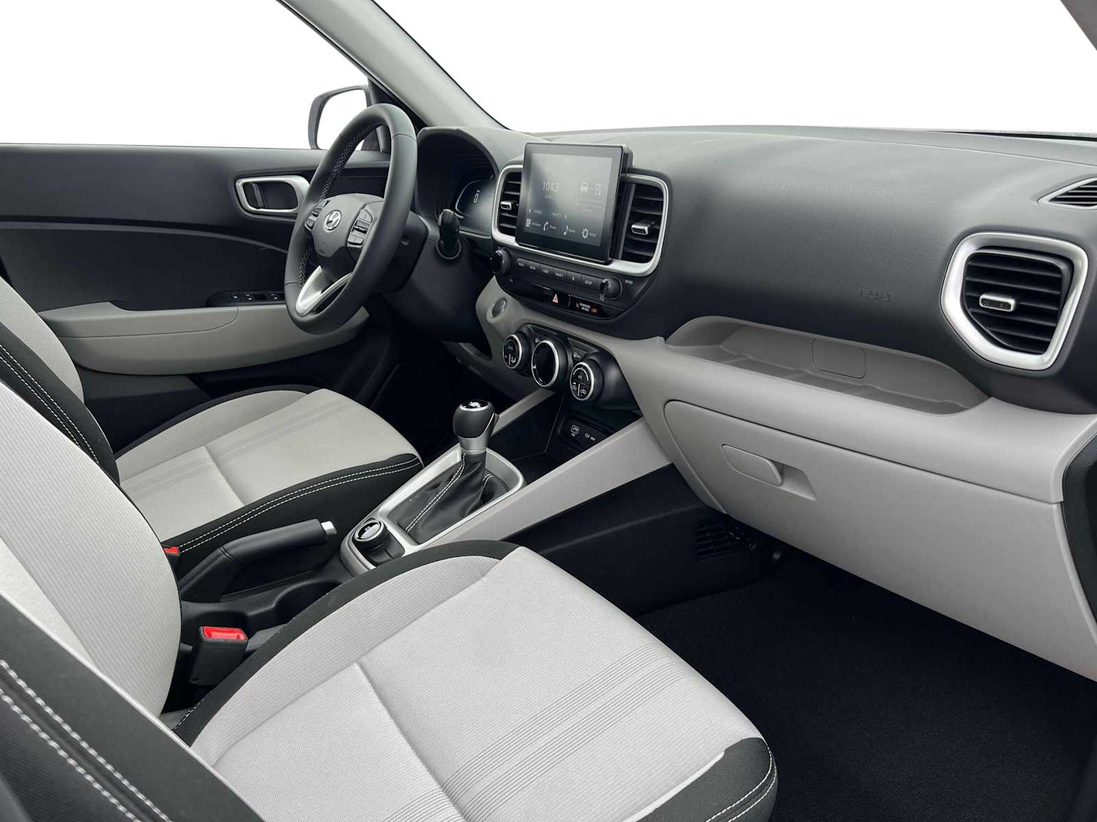 2025 Hyundai Venue SEL Image 15 of 19