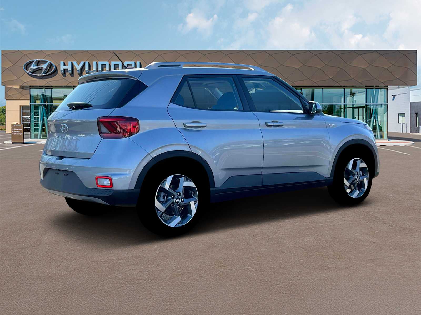 2025 Hyundai Venue SEL Image 8 of 19