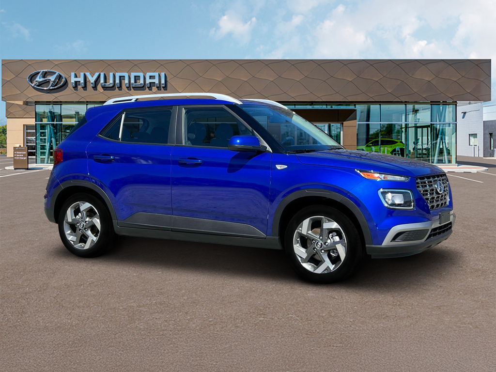 2025 Hyundai Venue SEL Image 5 of 19
