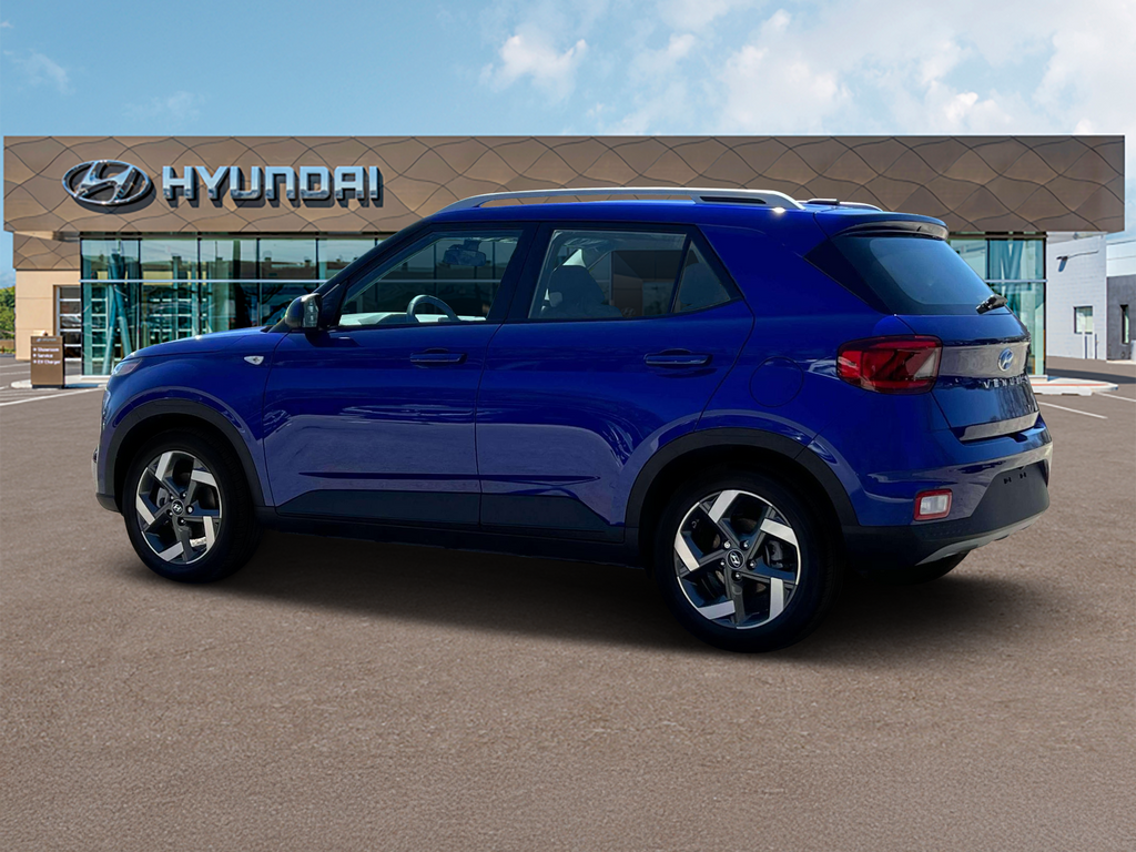2025 Hyundai Venue SEL Image 11 of 19