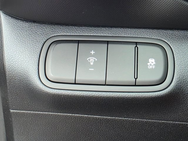 Vehicle image 38 of 39