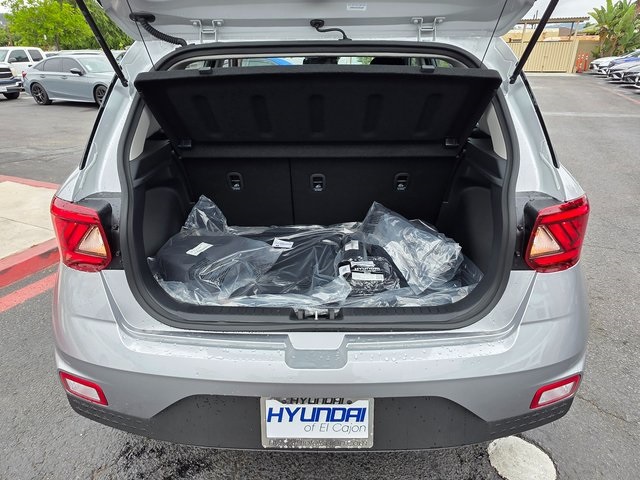 Vehicle image 13 of 39
