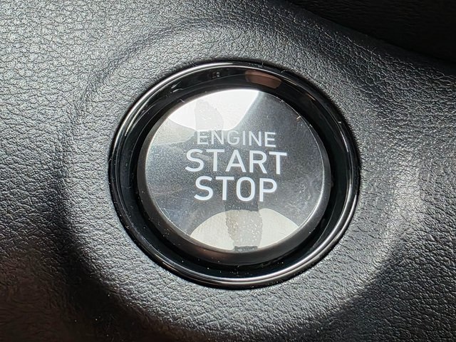 Vehicle image 37 of 39