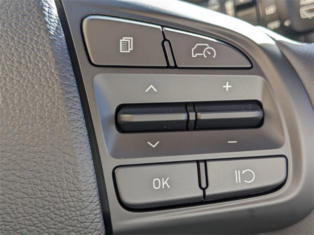 2025 Hyundai Venue SEL Image 21 of 36