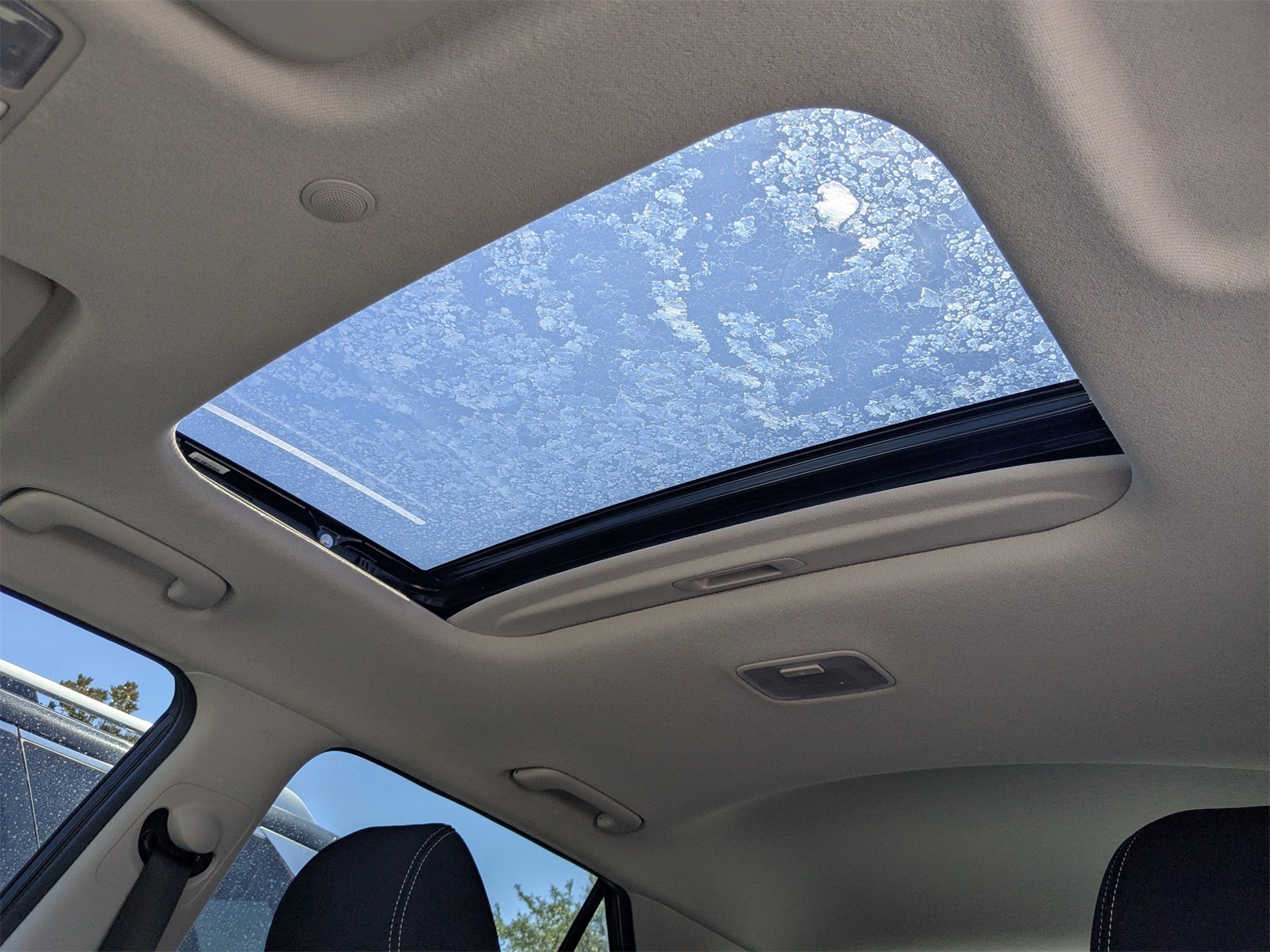 2025 Hyundai Venue SEL Image 37 of 40