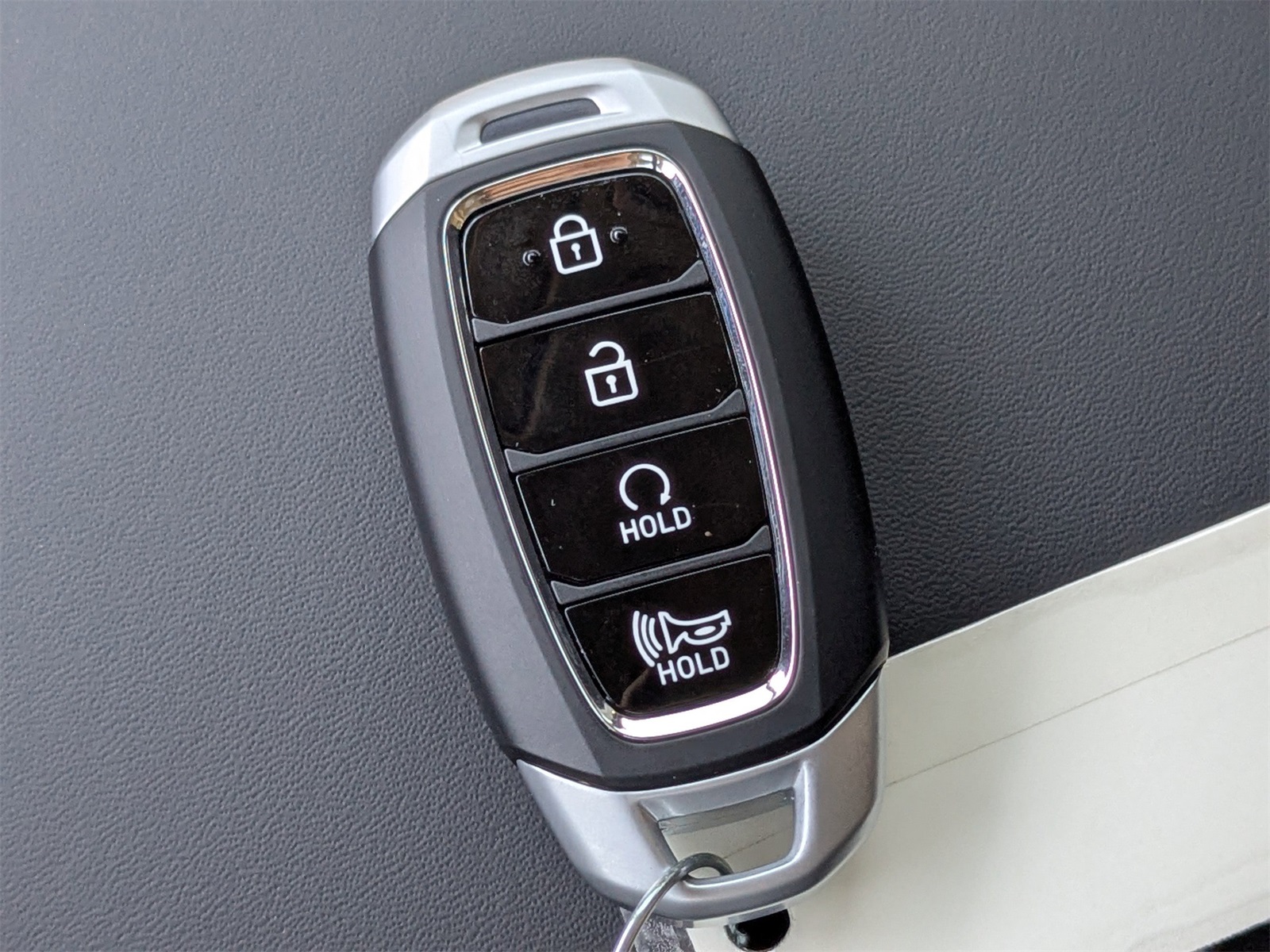 2025 Hyundai Venue SEL Image 19 of 40