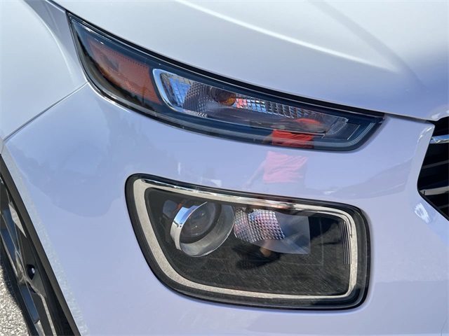 2025 Hyundai Venue SEL Image 24 of 36