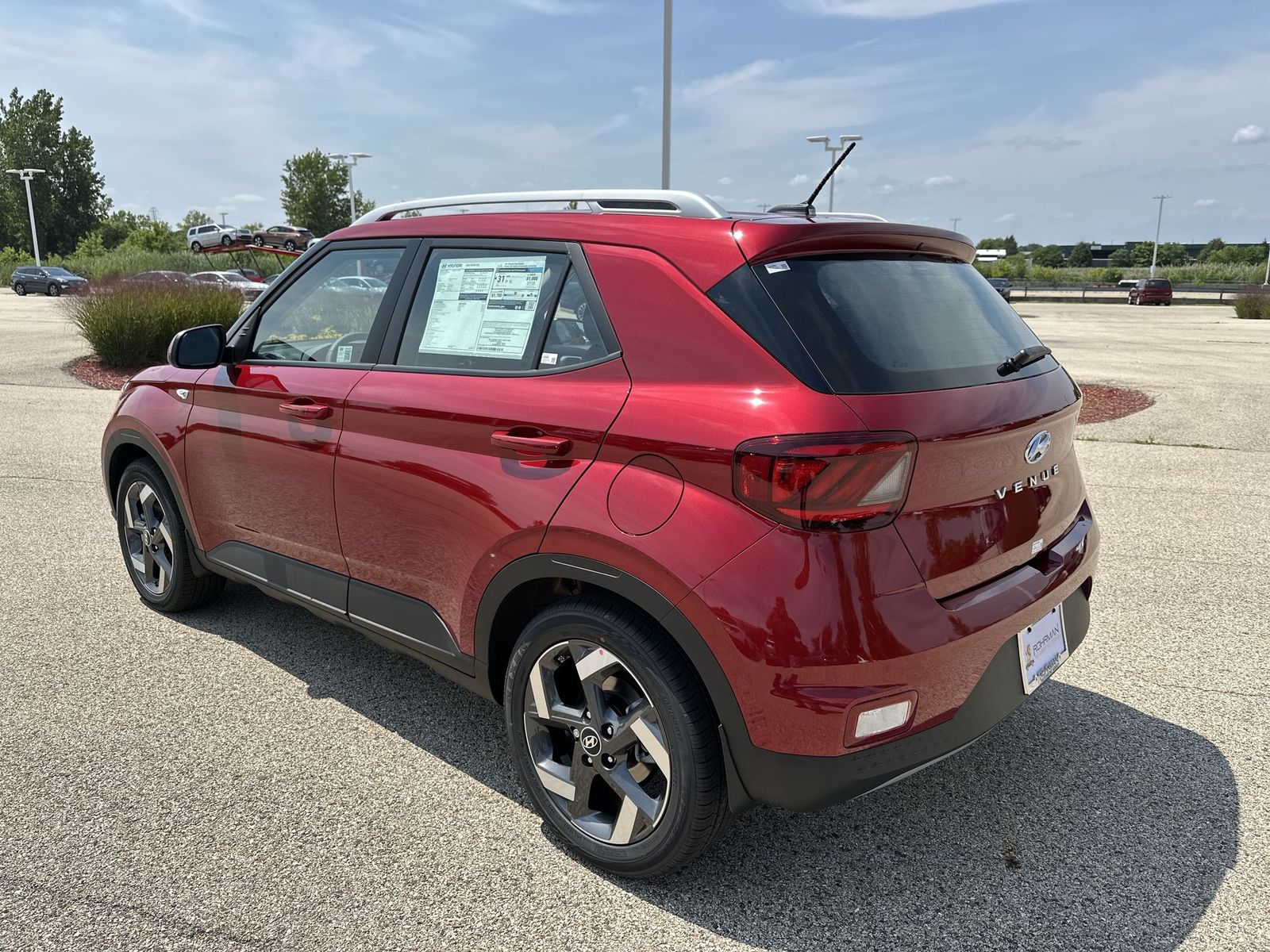 Vehicle image 8 of 25
