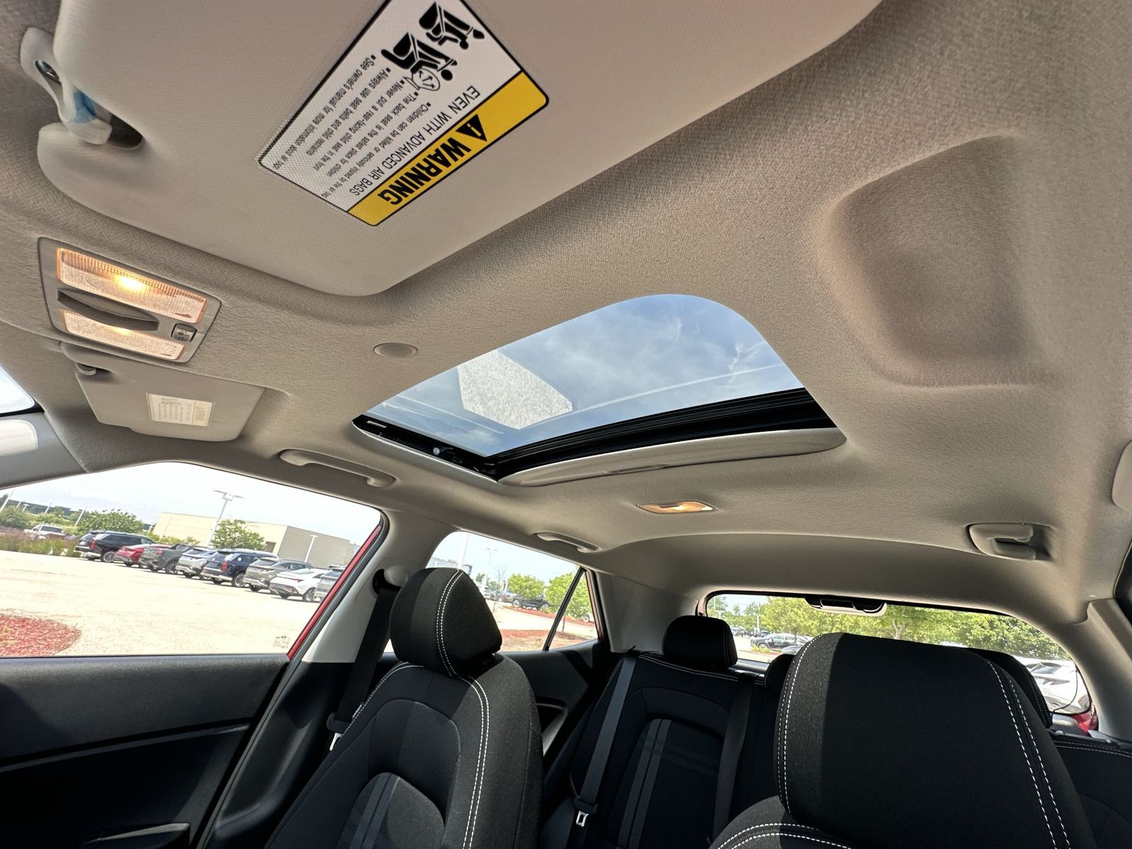 Vehicle image 17 of 25