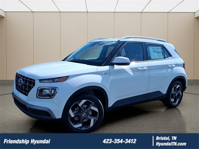 2025 Hyundai Venue SEL Image 2 of 19