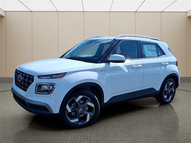 2025 Hyundai Venue SEL Image 1 of 19
