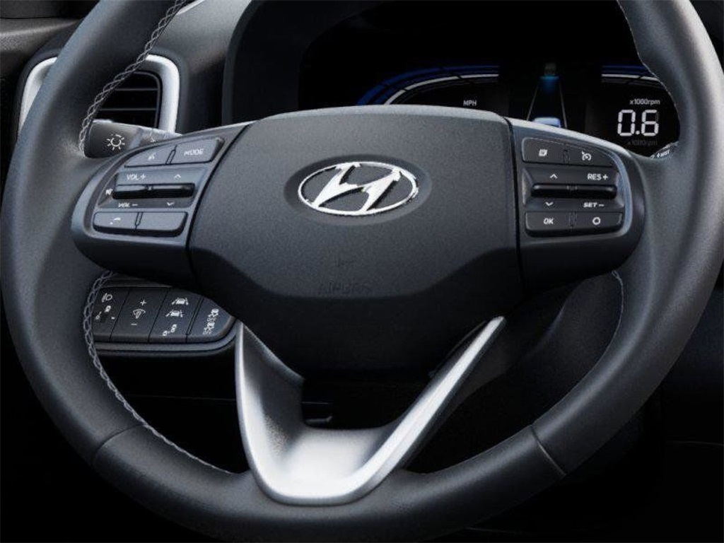 2025 Hyundai Venue SEL Image 11 of 17
