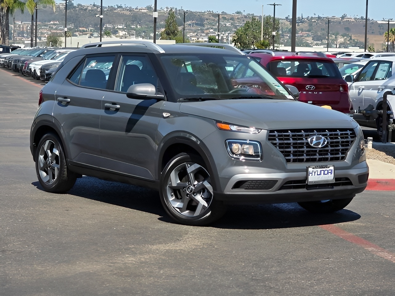 Vehicle image 41 of 45